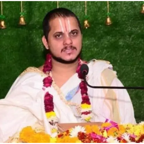 परमपूज्य पं० श्री गोविन्दपौडेल ( शिक्षानिर्देशकः)